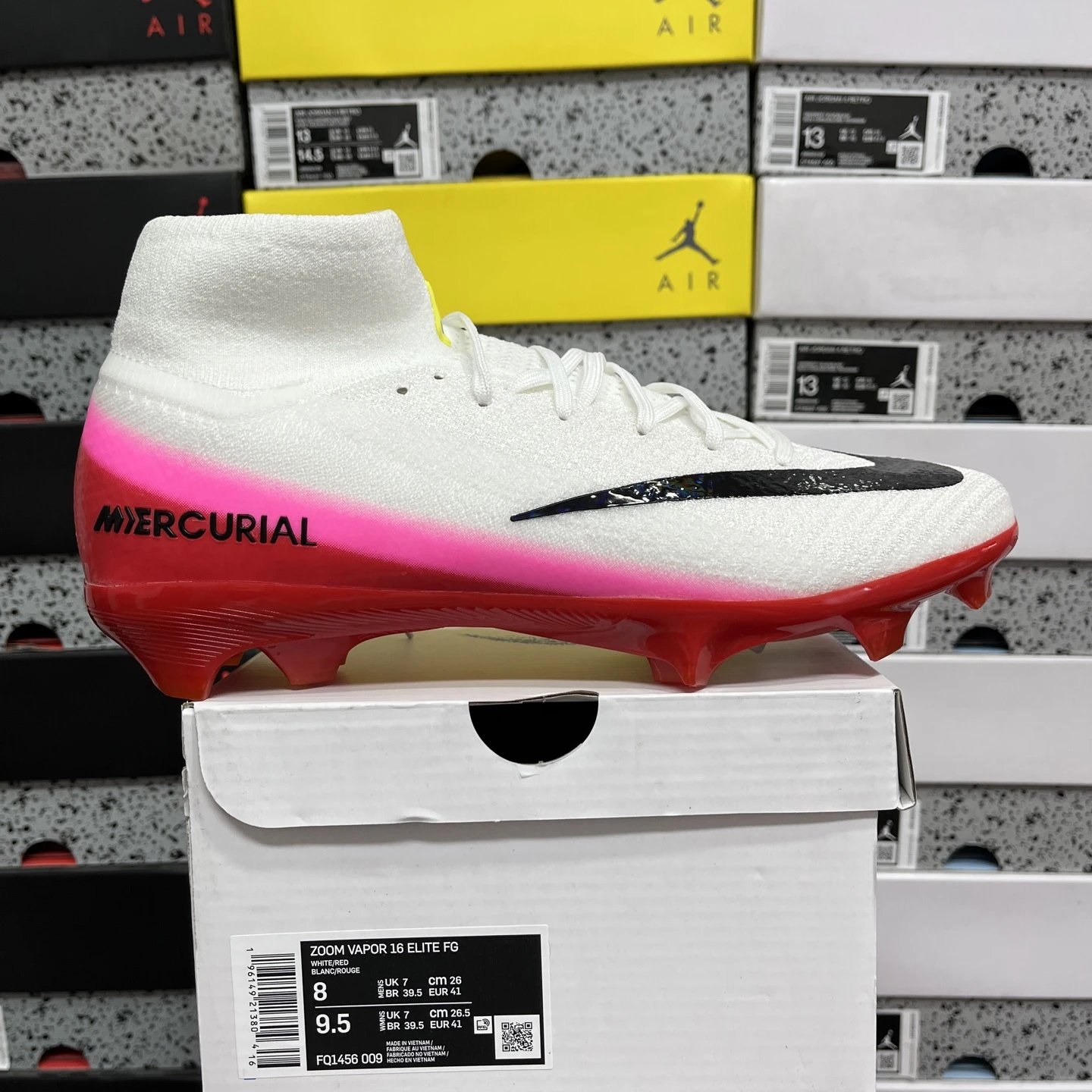Nike Mercurial Soccer Cleats (40+)